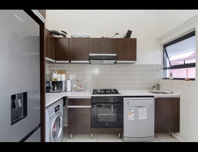 1 BEDROOM APARTMENT RENTED IN FOURWAYS